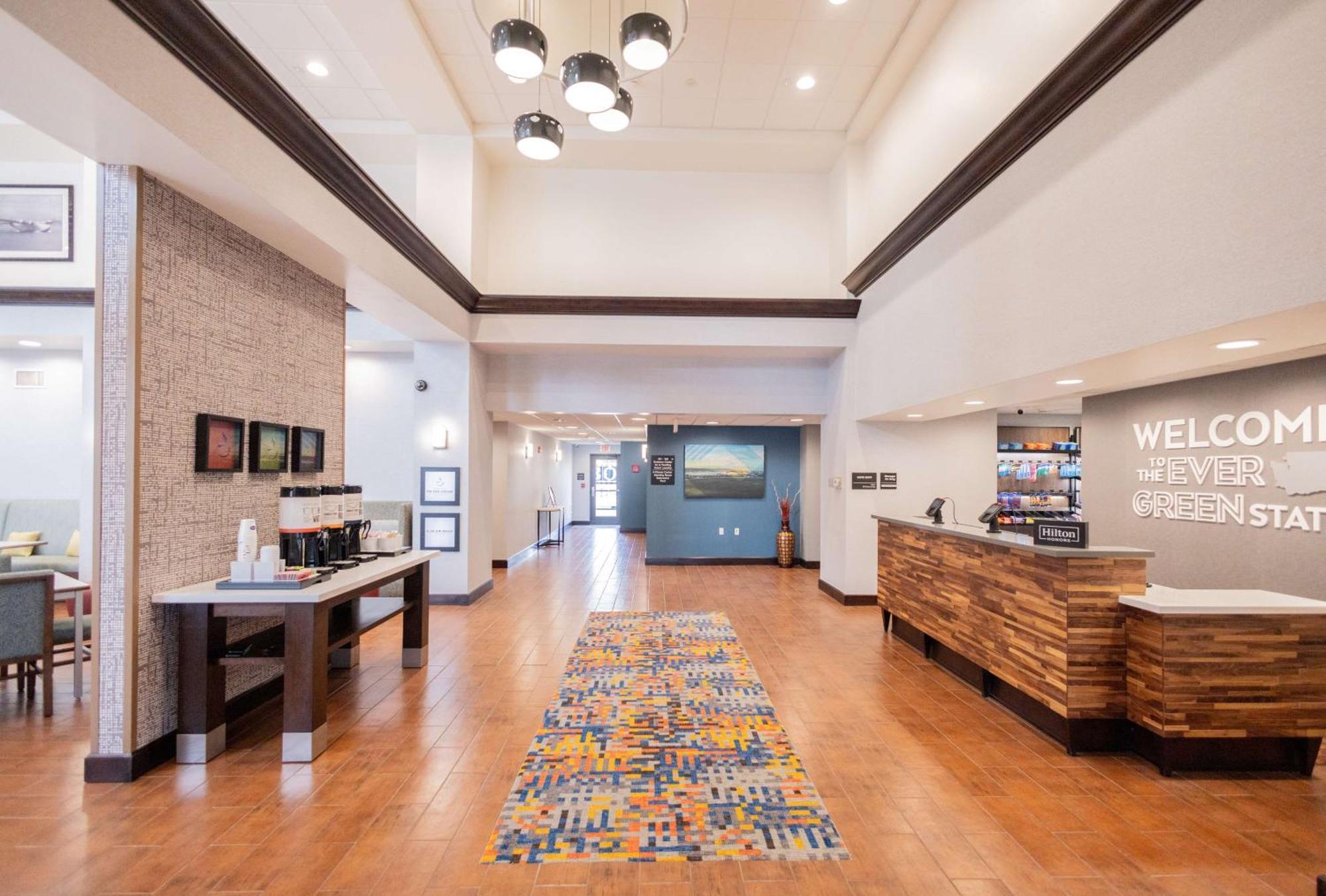 Hampton Inn & Suites By Hilton Seattle/קנט מראה חיצוני תמונה