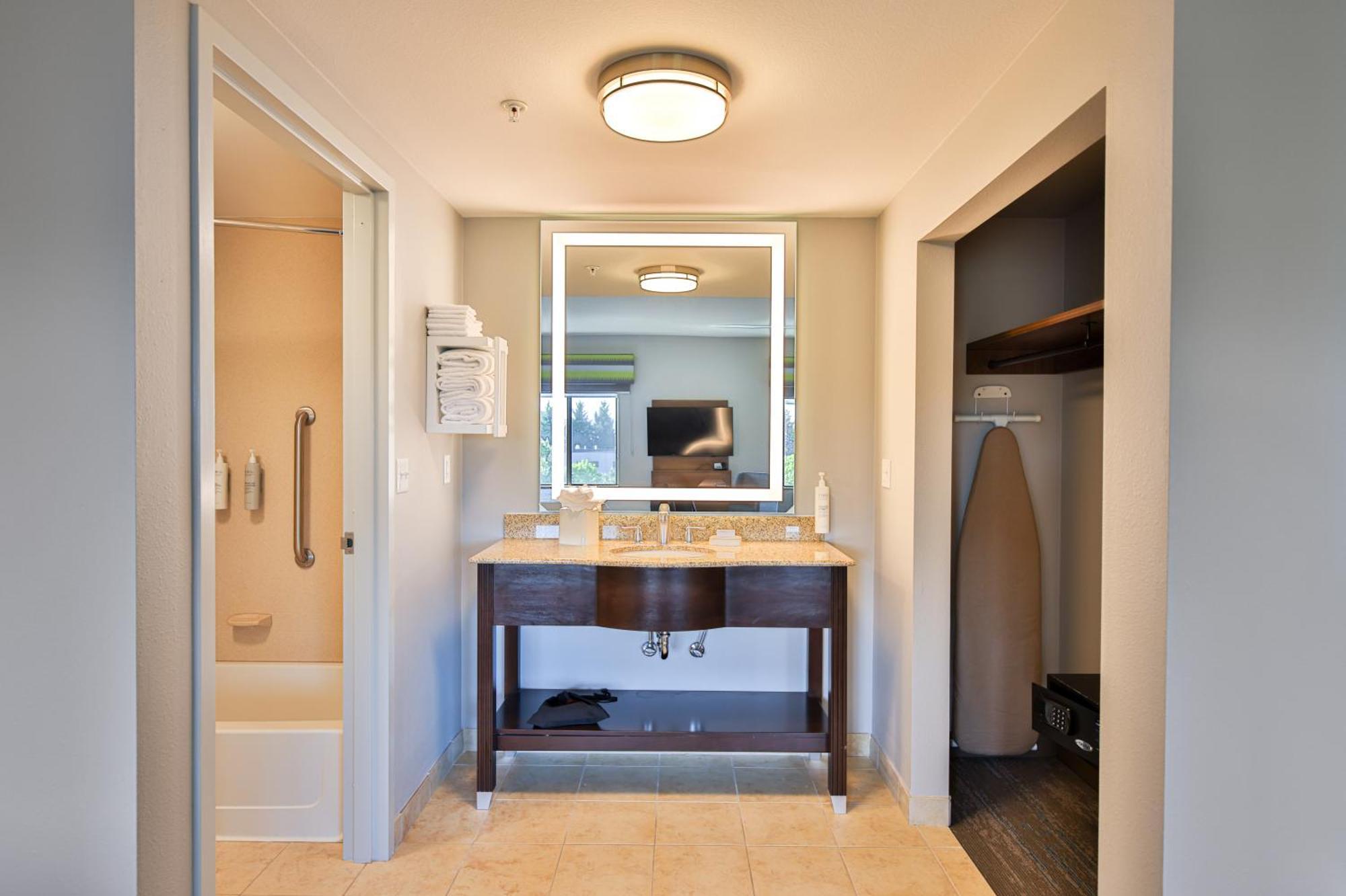 Hampton Inn & Suites By Hilton Seattle/קנט מראה חיצוני תמונה