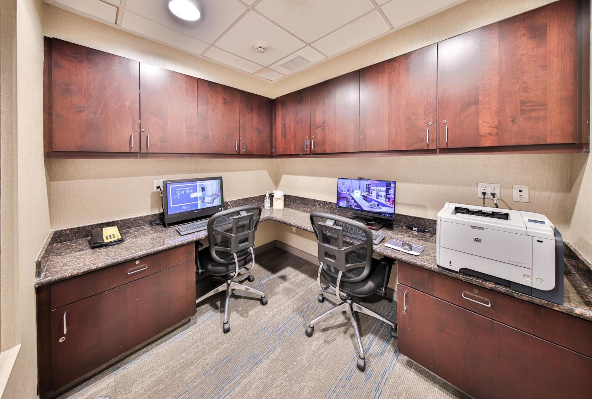 Hampton Inn & Suites By Hilton Seattle/קנט מראה חיצוני תמונה